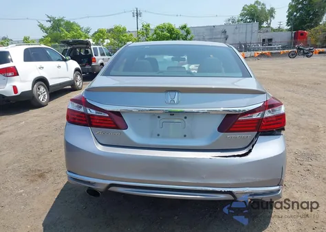 2017 Honda Accord Sport z USA, uszkodzony, nr VIN 1HGCR2F56HA196373